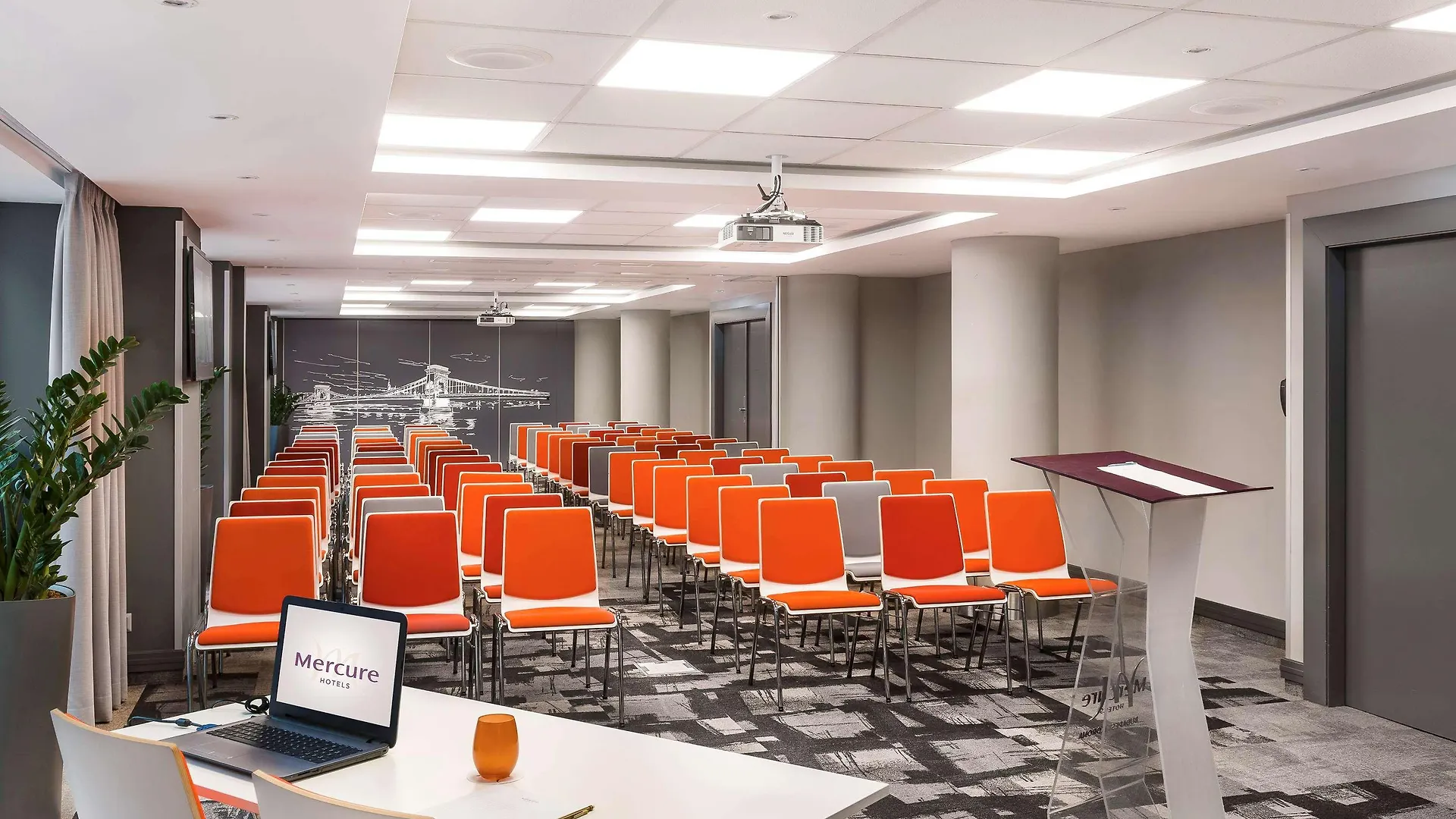 Mercure Budapest Korona Hotel