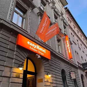 Easyhotel Oktogon *** Budapeşte